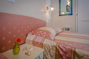 רוביני Residence Marco Polo מראה חיצוני תמונה
